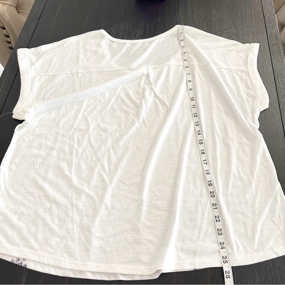 🔥 3 FOR $25 SALE 🔥 Women's Style & Co Short Sleeve Graphic Tee - Picture 8 of 10
